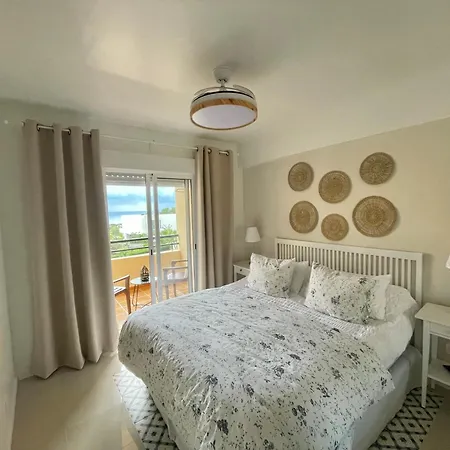 شقة 2-bed With Sea And Views Near Spain *