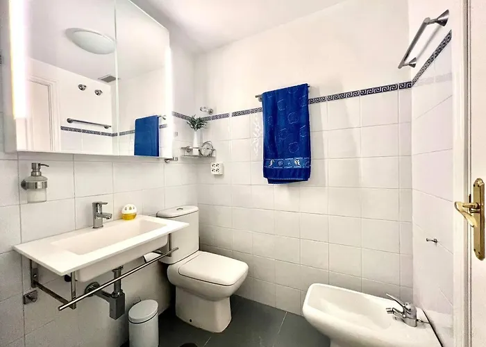 Apartment 2-bed With Sea And Views Near Spain *