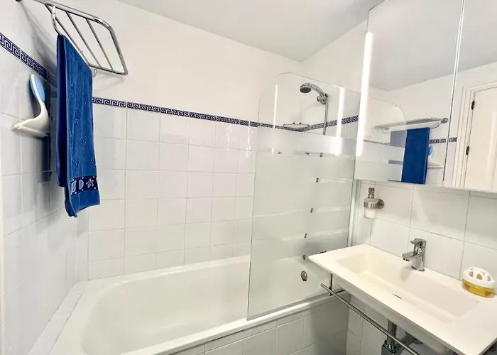 2-bed With Sea And Views Near Spain * מארבלה